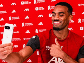 Tin mới nhất bóng đá sáng 8/3: Gravenberch gia hạn với Liverpool, lương tăng vọt