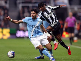Trực tiếp bóng đá Newcastle - Man City: Barnes mở tỷ số cho Newcastle (FA Cup)