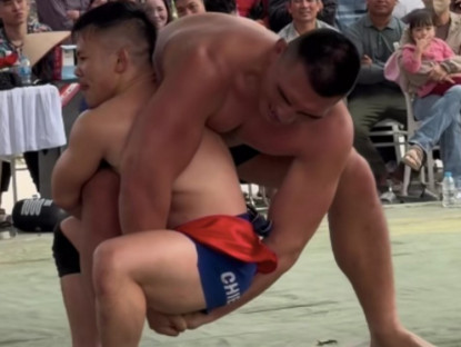Thể thao - "Quỷ lùn" Hồng Sơn 60kg vật với Hiếu "Khổng lồ" 130kg, ngỡ ngàng kết quả