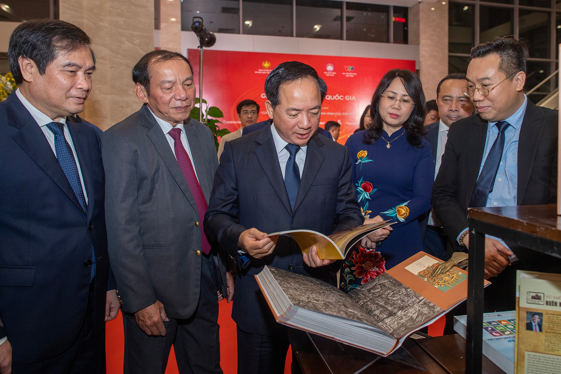 Giải thưởng Sách Quốc gia lần thứ VIII vinh danh 50 tác phẩm xuất sắc - 7