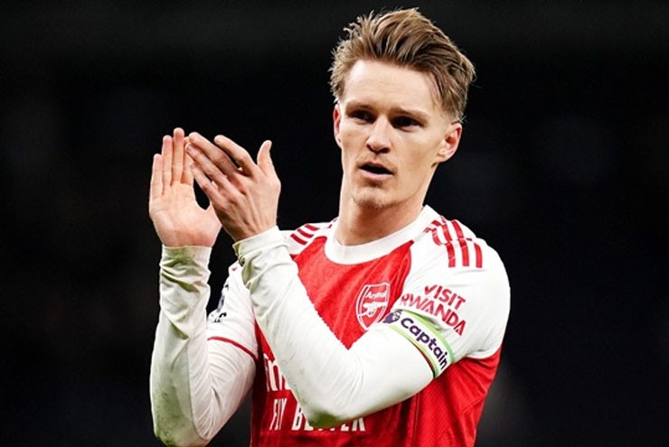 Tin mới nhất bóng đá tối 9/3: Chelsea được khuyên chiêu mộ James Trafford - 2