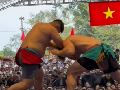 Thể thao - Kinh điển "Thần Sấm" đấu đô vật 100kg tranh 100 triệu đồng, vật cổ truyền thành "thi tát"