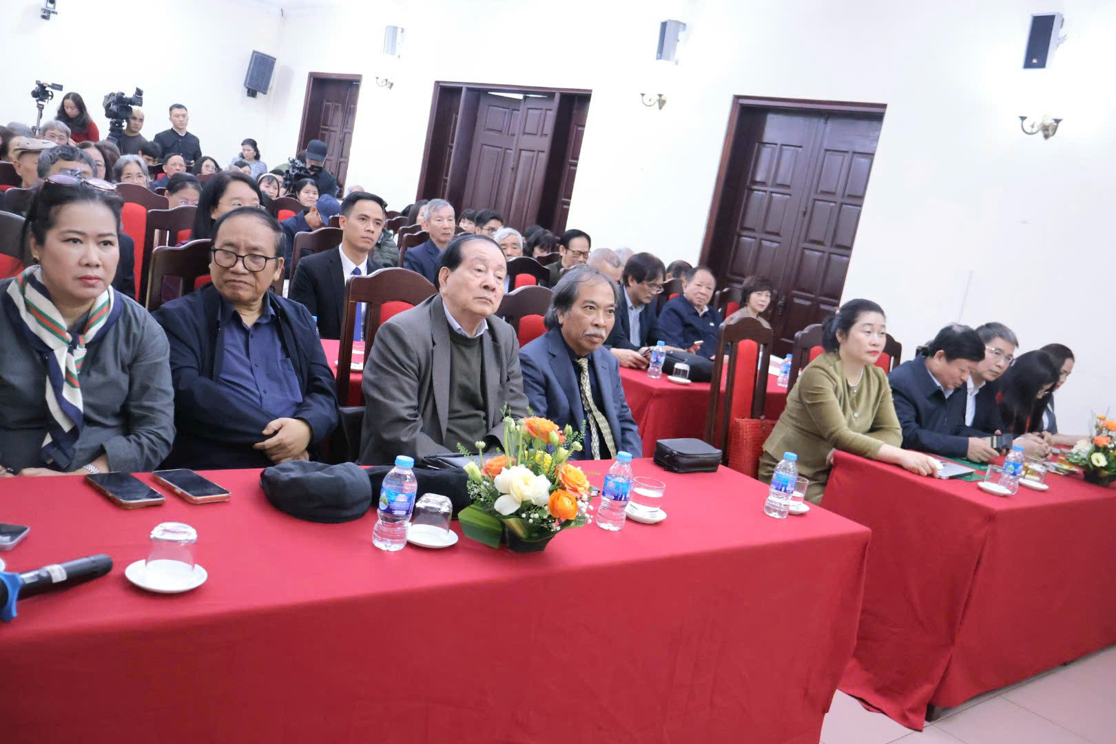 Tôn vinh những tác giả, tác phẩm đã góp phần gìn giữ và bồi đắp phẩm giá của văn chương - 2