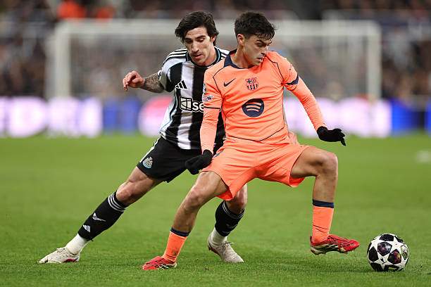 Barca như "rùa rụt cổ" khi gặp các đối thủ Ngoại hạng Anh, hình ảnh xuống cấp sau 3 trận - 2