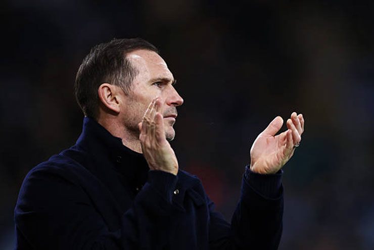 Tin mới nhất bóng đá tối 12/3: Phòng thay đồ của Tottenham hỗn loạn - 1