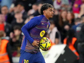 Tin mới nhất bóng đá sáng 13/3: Yamal bỏ tập, đại diện Haaland bác bỏ liên hệ Barcelona