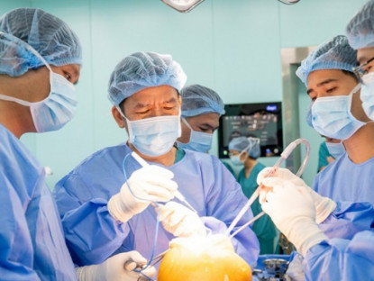 Thông tin doanh nghiệp - Cập nhật những tiến bộ trong kỹ thuật thay khớp gối: Cá thể hóa điều trị, phục hồi sớm và tiếp cận xu hướng công nghệ mới