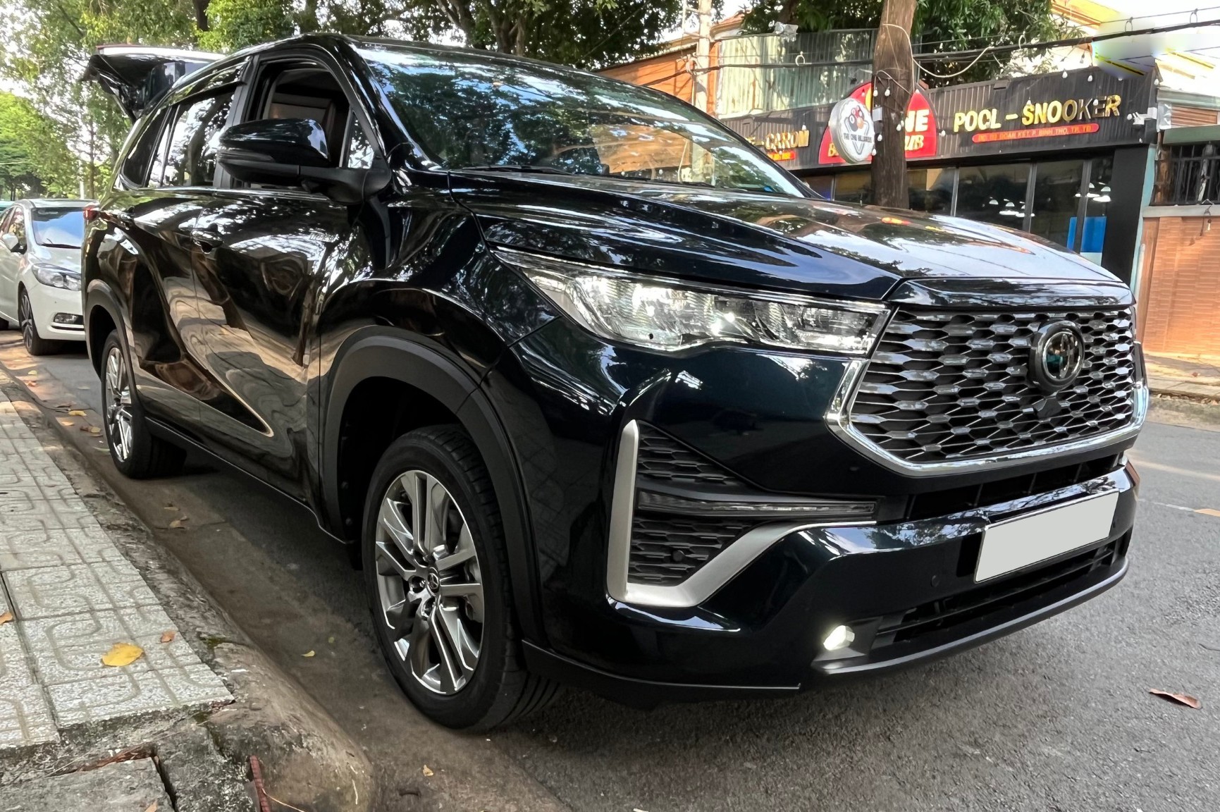 Người dùng đánh giá xe Toyota Innova Cross HEV sau thời gian sử dụng - 2