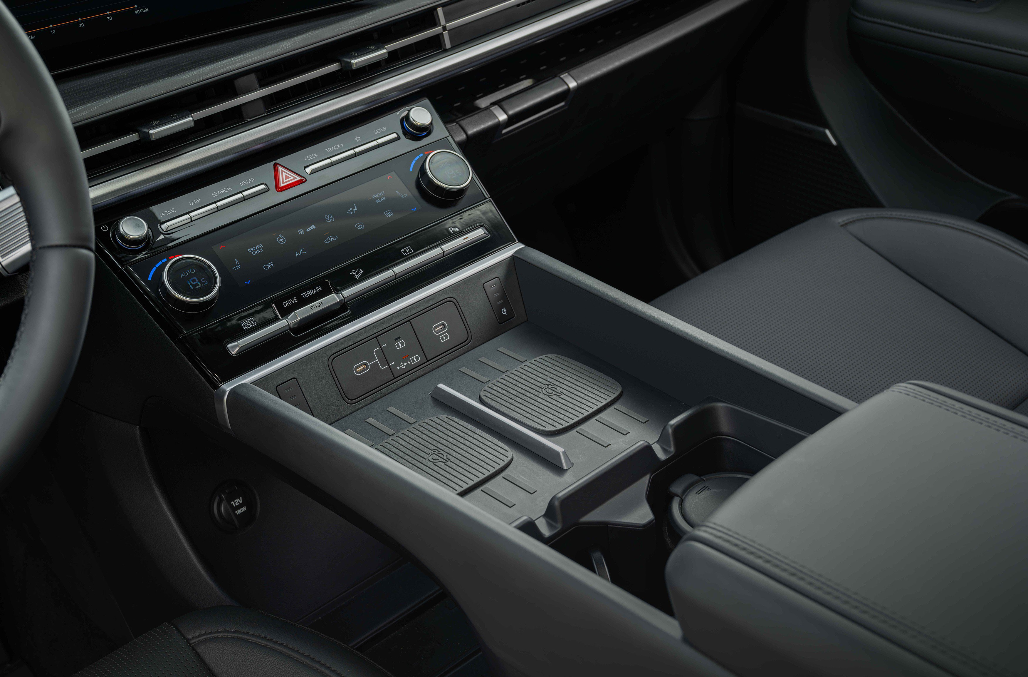 Hyundai SantaFe hybrid có mức tiêu thụ nhiên liệu ra sao - 7