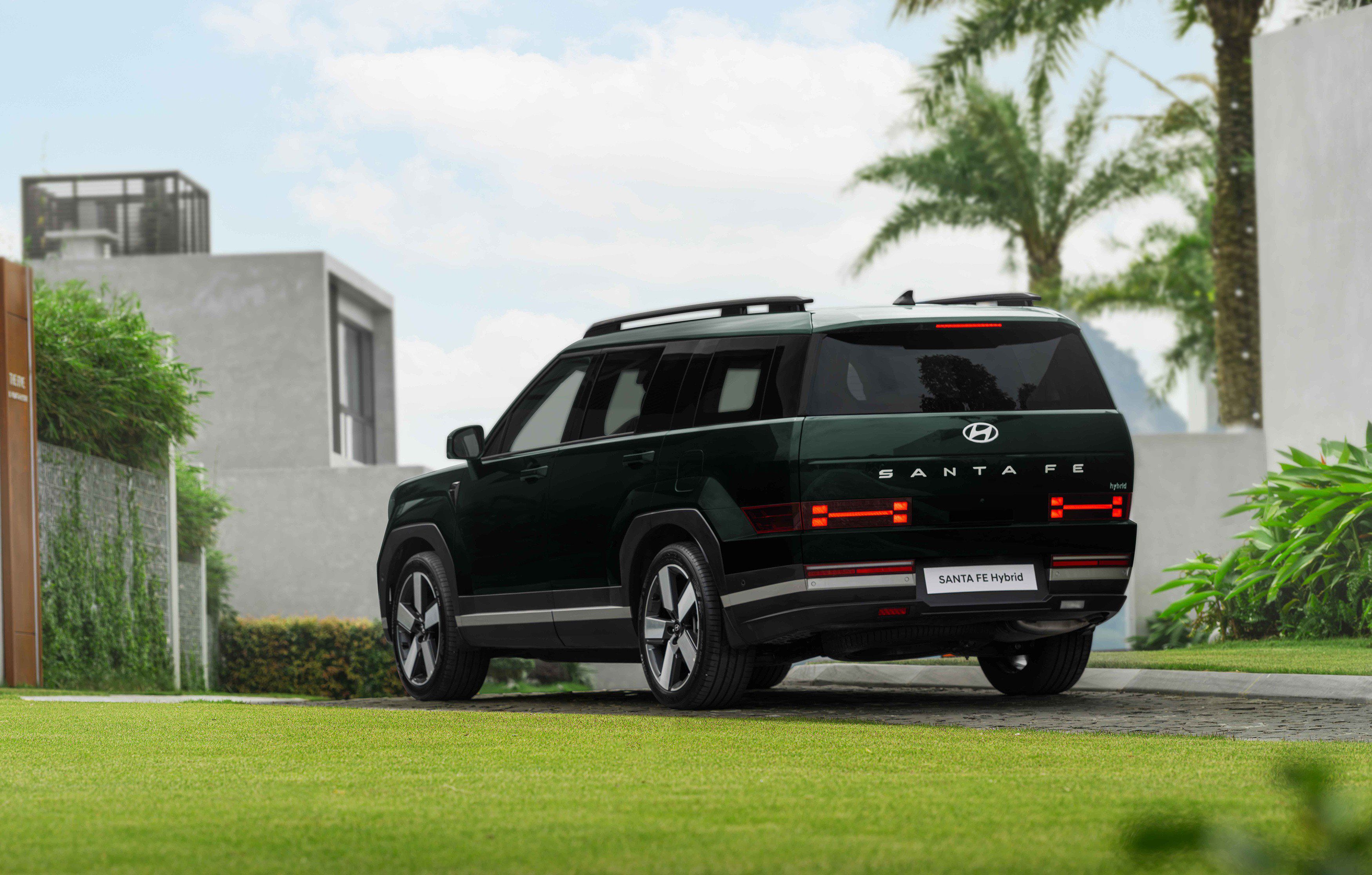 Hyundai SantaFe hybrid có mức tiêu thụ nhiên liệu ra sao - 2