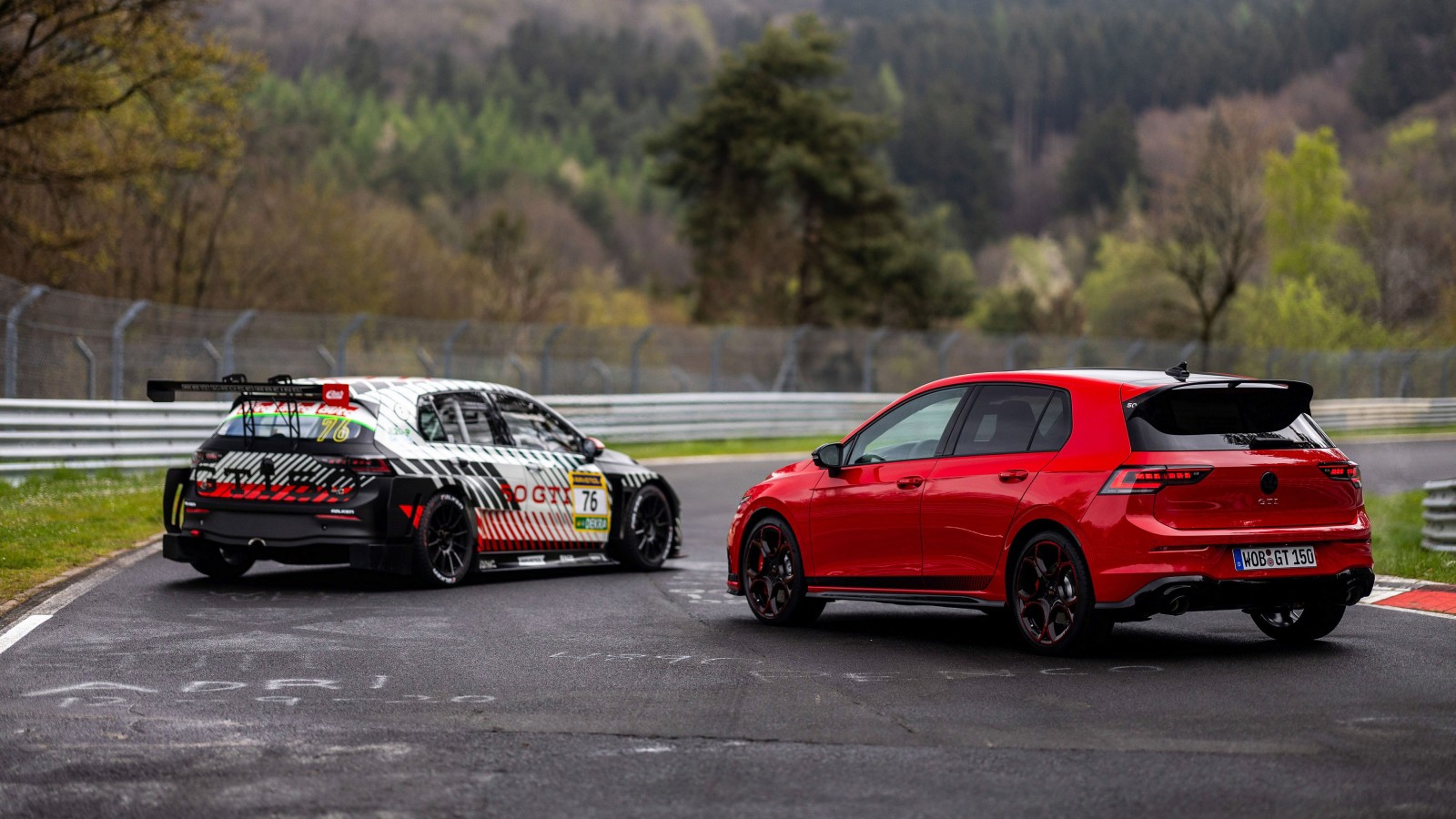 Volkswagen hé lộ hình thông tin về dòng xe hiệu suất cao Golf MK9 - 2