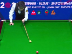 Cú đánh 1 tay gây bão bi-a thế giới: Tuyệt kỹ định đoạt trận đấu nghẹt thở