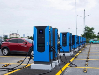 Thông tin doanh nghiệp - V-Green xây dựng 99 “siêu trạm sạc” trên toàn quốc