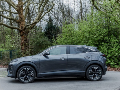 Thông tin doanh nghiệp - Xu hướng chọn xe của gia đình Việt thời bão giá xăng: Đủ tiện nghi nhưng phải “dễ nuôi”