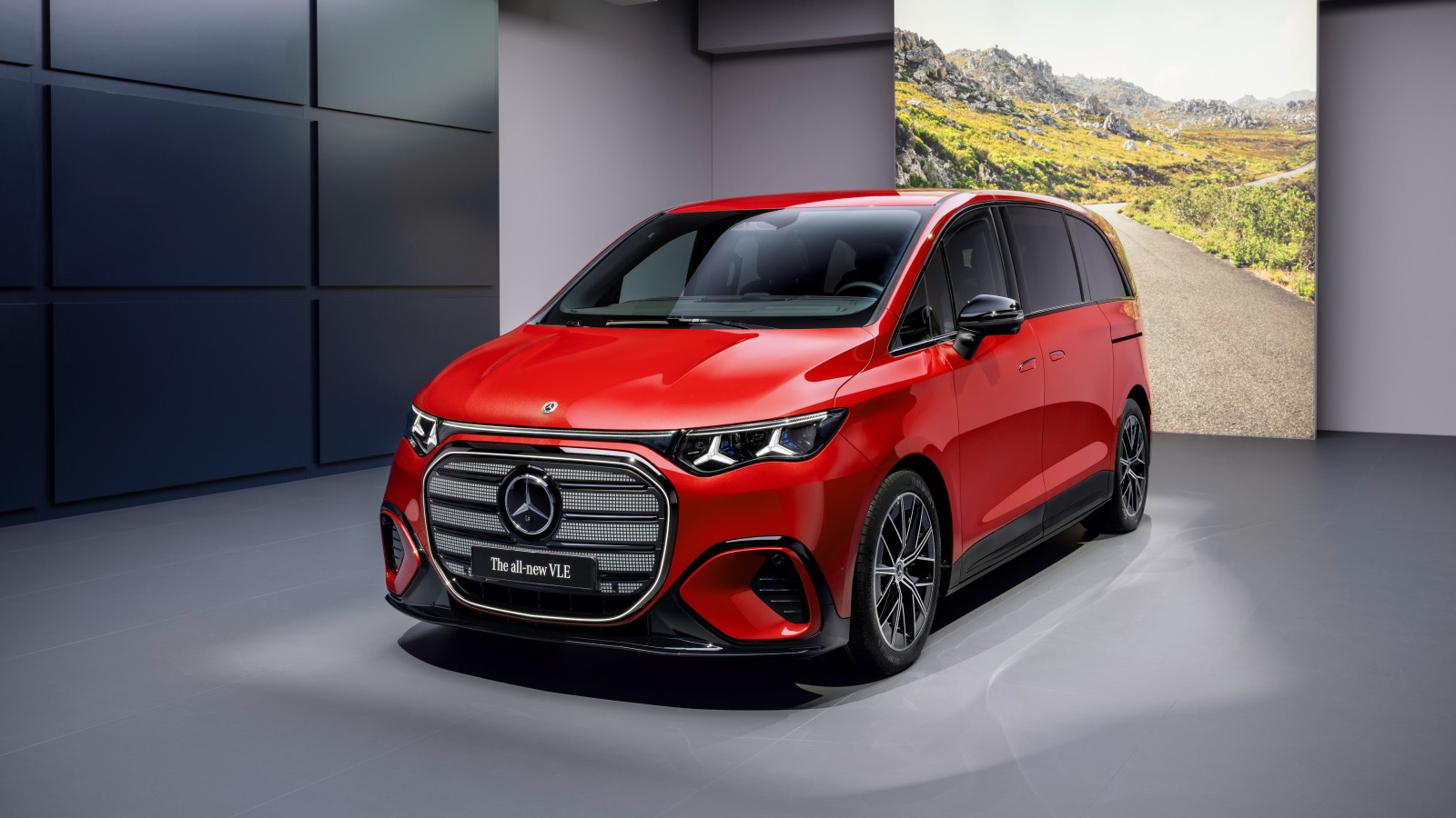 Mercedes-Benz VLE trình làng với các trang bị hạng sang - 1