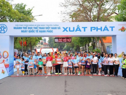 Thông tin doanh nghiệp - Dấu ấn Phở Việt tại Giải chạy Chào mừng 80 năm Ngày truyền thống ngành TDTT Việt Nam và Ngày Quốc tế Hạnh Phúc