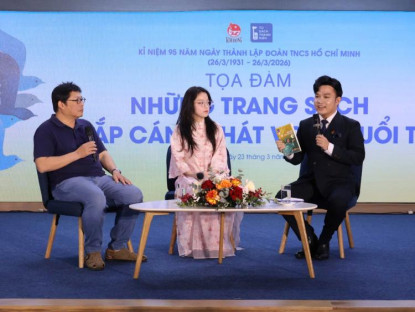 Văn thơ - Tủ sách Thanh niên: Những trang sách chắp cánh khát vọng tuổi trẻ