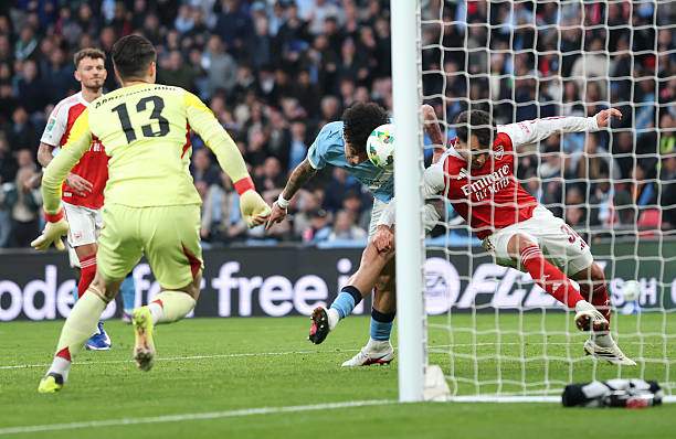 Arteta vẫn chưa thoát khỏi cái bóng của Guardiola: "Sư phụ" vẫn đầy mưu lạ, học trò quá máy móc - 3