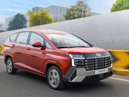 Giao thông - Hyundai Stargazer phiên bản nâng cấp, giá 569 triệu đồng