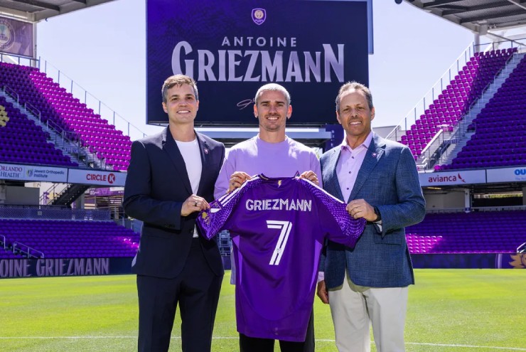 Tin mới nhất bóng đá sáng 25/3: Griezmann chính thức ra mắt đội bóng mới - 1