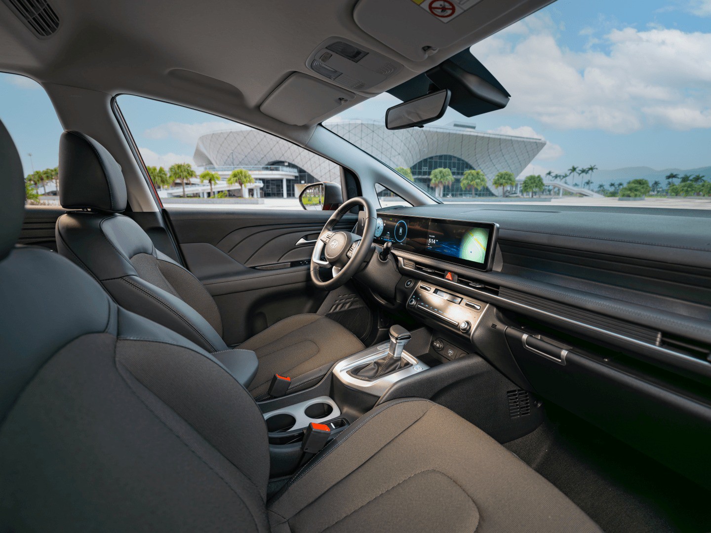 Hyundai Stargazer phiên bản nâng cấp, giá 569 triệu đồng - 4