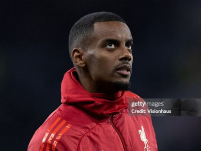 Thể thao - Tin mới nhất bóng đá sáng 26/3: Isak muốn rời Liverpool, nhắm đến Barcelona