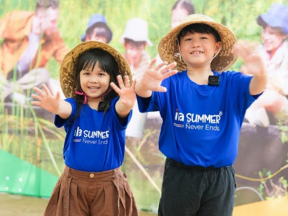 Thông tin doanh nghiệp - Giúp con theo kịp bạn, hay bắt kịp thế giới?