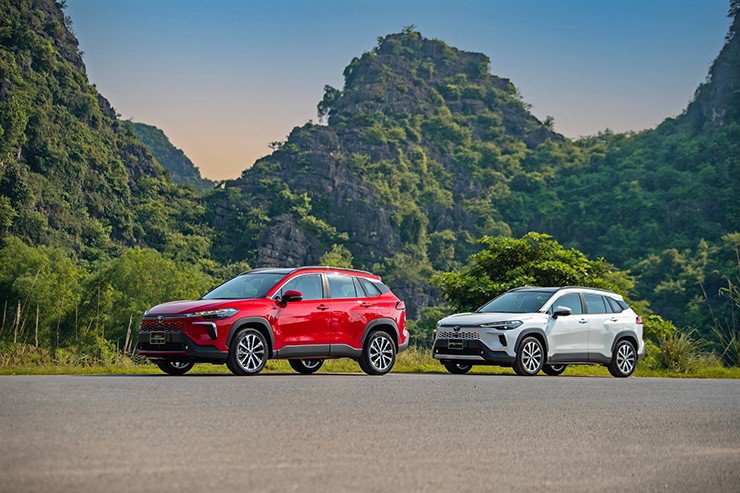 Mẫu SUV cực “hot” của Toyota có doanh số ra sao trong tháng 2/2026 - 1