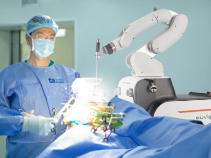 Thông tin doanh nghiệp - Robot AI “gây sốt” khi thay khớp siêu chuẩn xác đầu tiên có mặt tại Việt Nam
