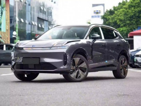 Loạt ô tô tiêu thụ chưa tới 4 lít/100 km đáng mua giữa áp lực giá xăng