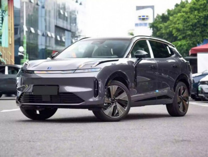 Công nghệ - Loạt ô tô tiêu thụ chưa tới 4 lít/100 km đáng mua giữa áp lực giá xăng