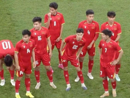 Thể thao - Video bóng đá U23 Trung Quốc - U23 Việt Nam: Bất lực trước siêu phẩm (CFA Team China)