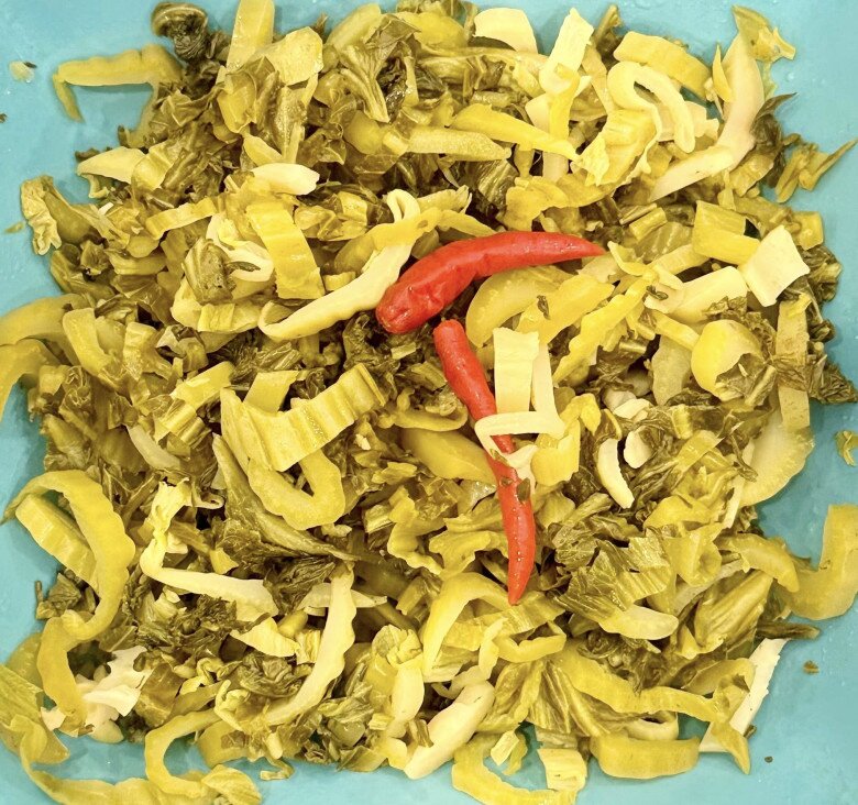 Thân Thúy Hà khoe cơm trưa làm dân mạng "rớt nước miếng", đến bữa cỗ cúng ba ai nhìn cũng xúc động - 4