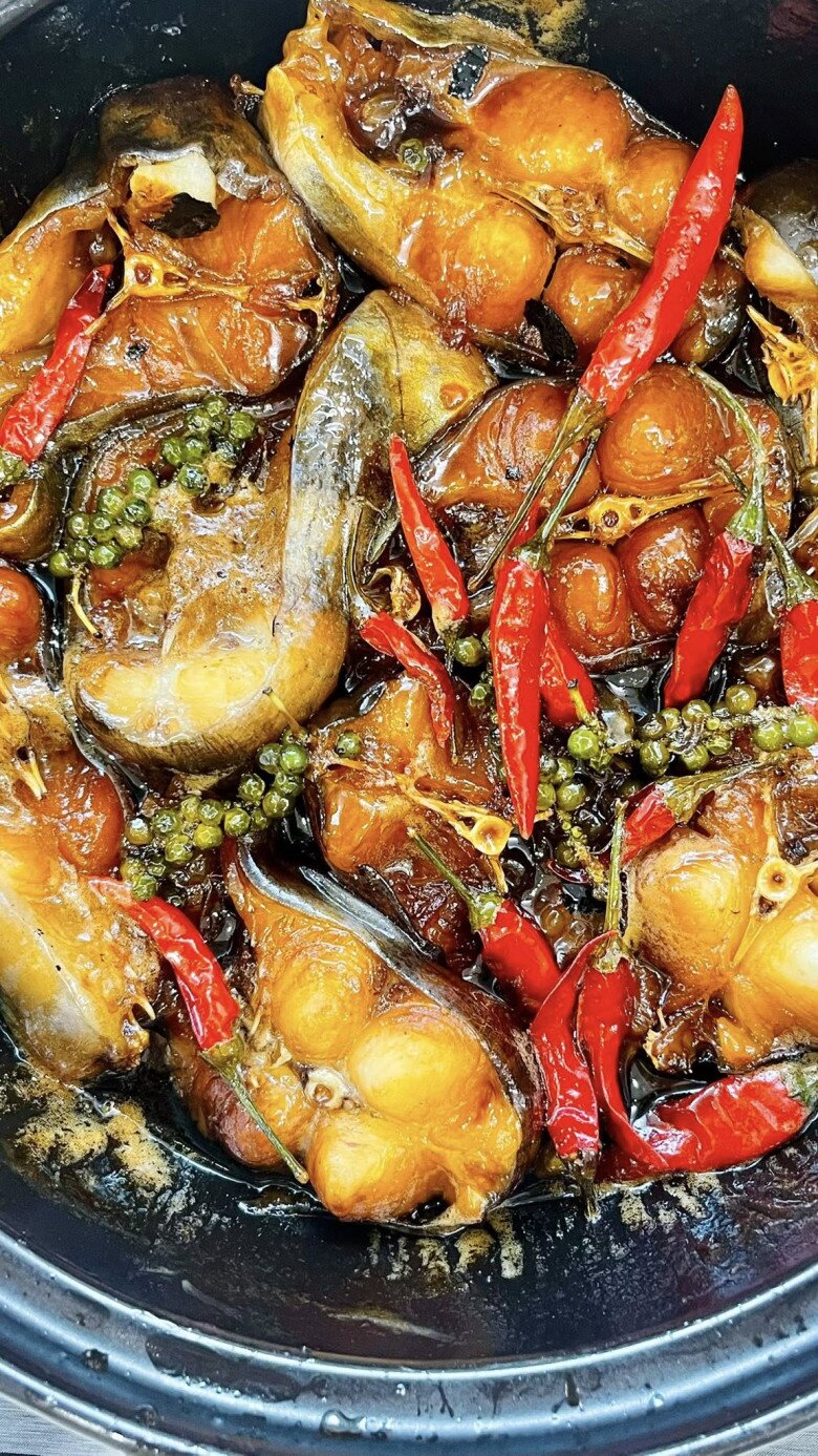 Thân Thúy Hà khoe cơm trưa làm dân mạng "rớt nước miếng", đến bữa cỗ cúng ba ai nhìn cũng xúc động - 2