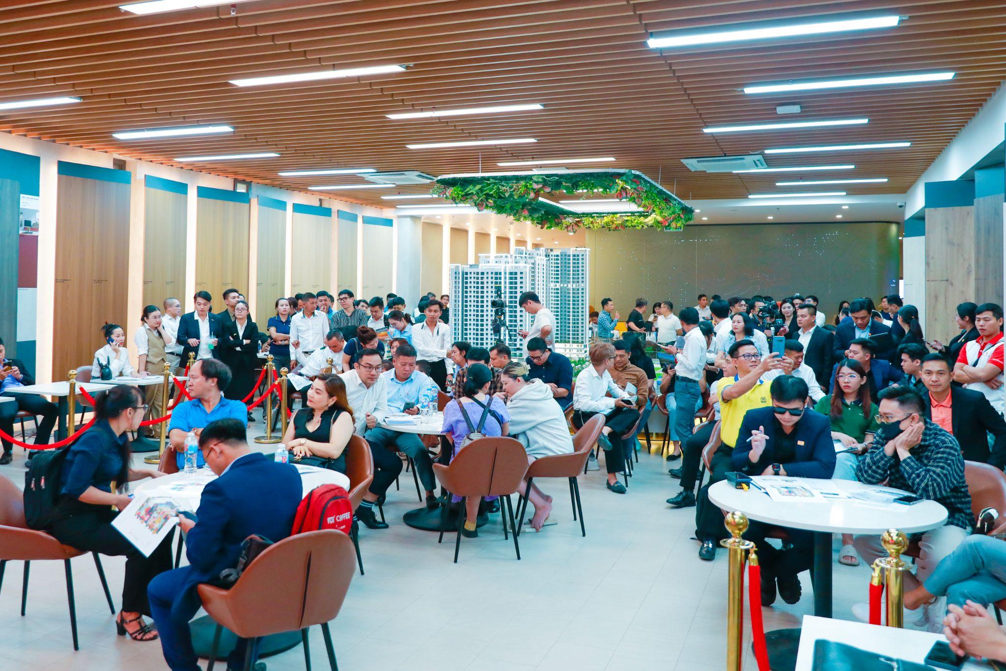 Bất động sản Việt Nam: Lựa chọn an cư và tích sản của kiều bào, người nước ngoài - 2