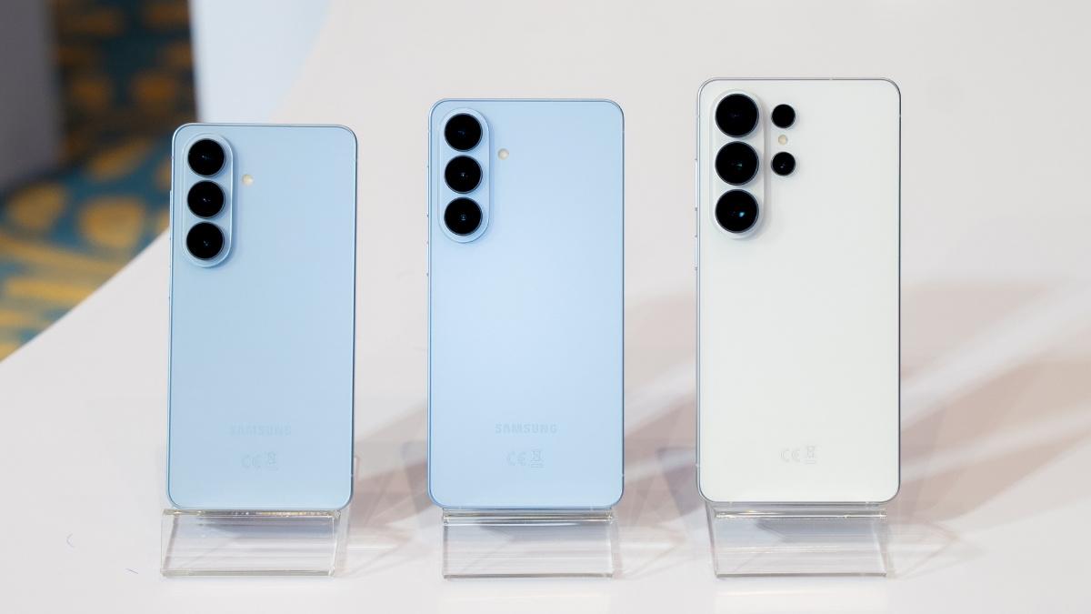 Samsung Galaxy S26 có mấy phiên bản? Có gì mới so với S25? - 1