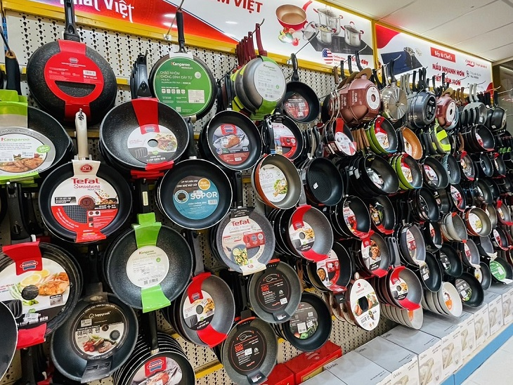 Tranh thủ khuyến mãi khủng, nhiều gia đình nâng cấp điện máy dịp cận Tết tại Điện máy Xanh - 1