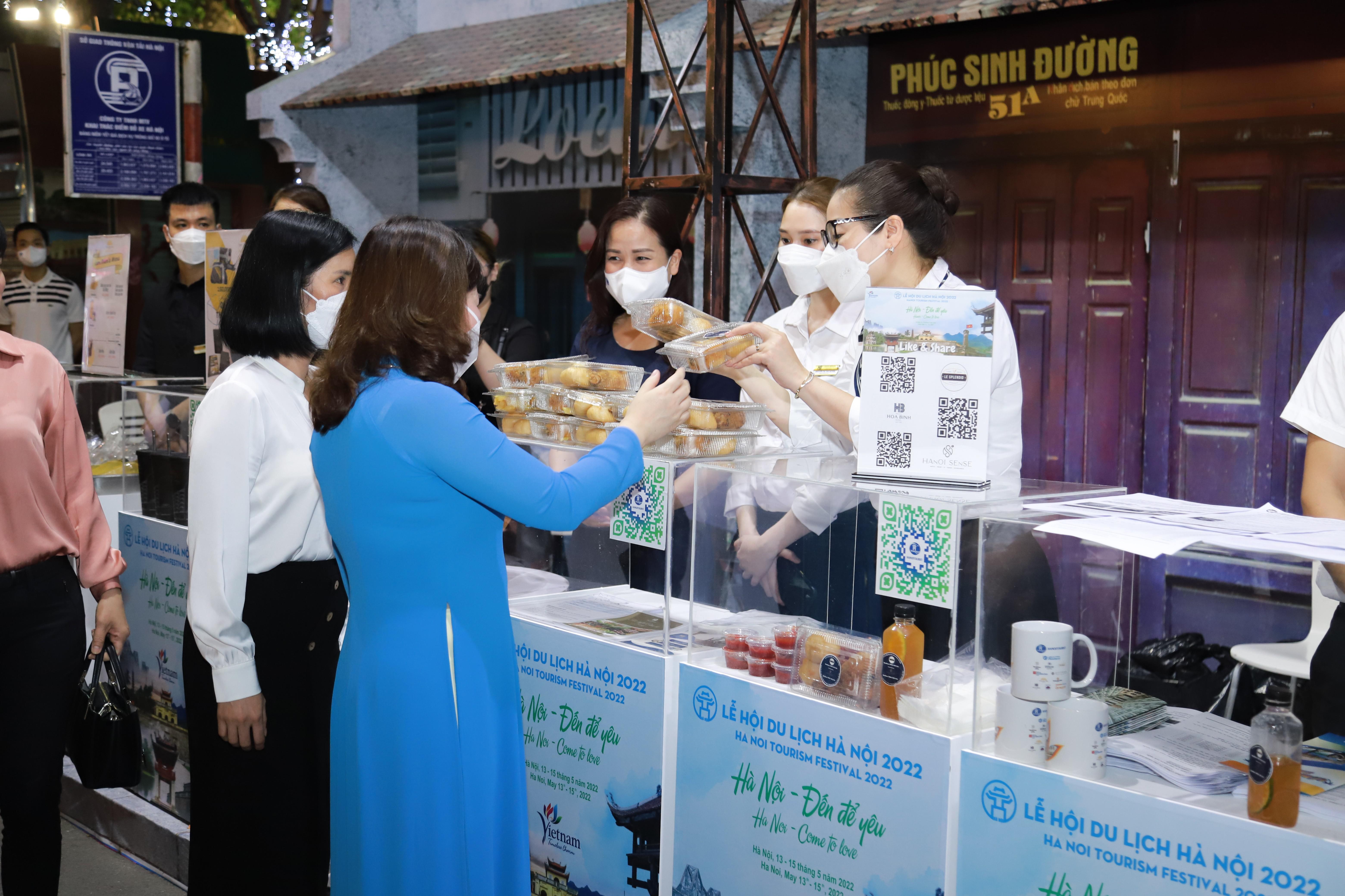 "Hà Nội - Đến để yêu": phát huy bản sắc văn hóa gắn với phát triển du lịch - 3