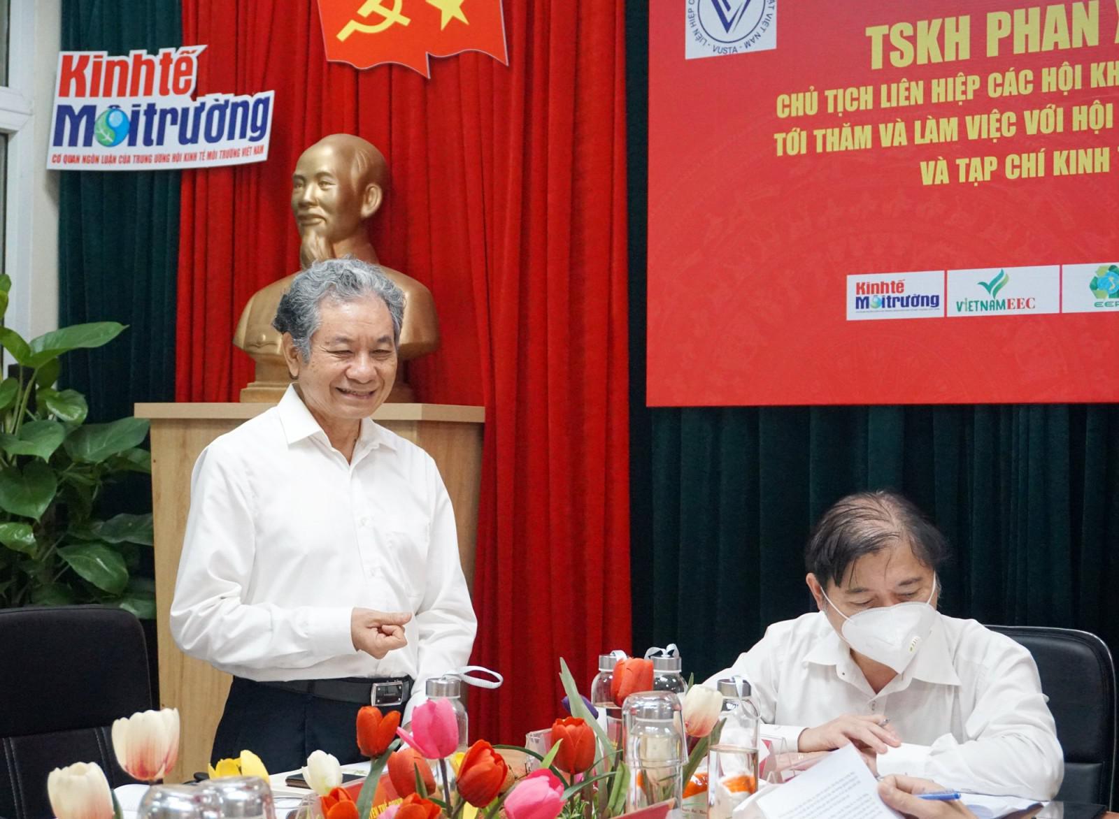 TSKH Phan Xuân Dũng, Chủ tịch VUSTA thăm, làm việc với VIASEE và TC Kinh tế Môi trường - 2
