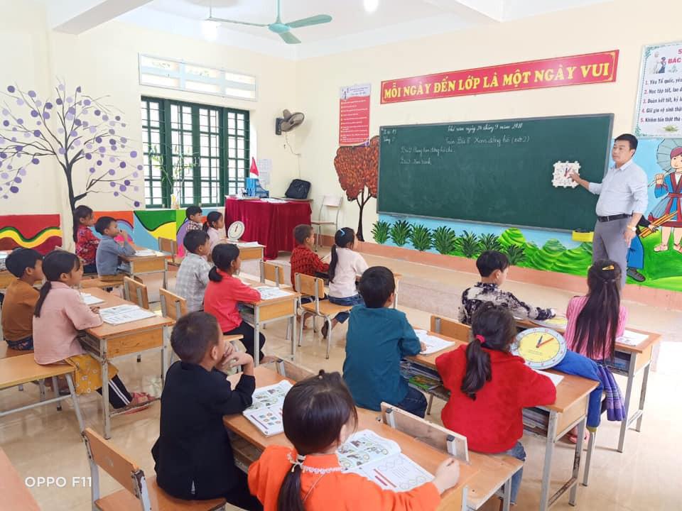 Lào Cai: Tăng cường nền nếp, duy trì hoạt động dạy học trước và sau Tết - 1