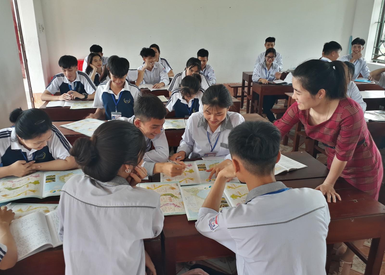 Giáo dục Nam Định giữ ổn định và phát triển trên nền tảng chất lượng - 1
