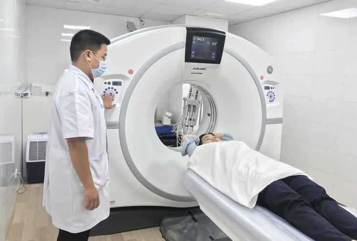 Giới văn nghệ sĩ và người dân chữa bệnh ở Bệnh viện K: Hưởng lợi gì từ 5 nhà đầu tư trúng thầu hơn 947 tỷ đồng liên doanh, liên kết - 2