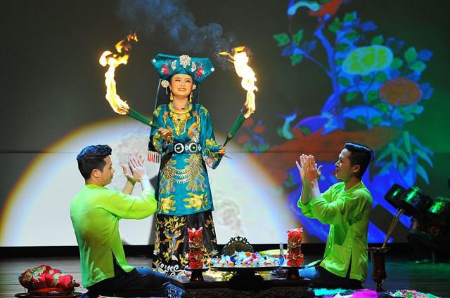 Nhà nghiên cứu âm nhạc Nguyễn Quang Long: Âm nhạc trong Đạo Mẫu là di sản quý - 2