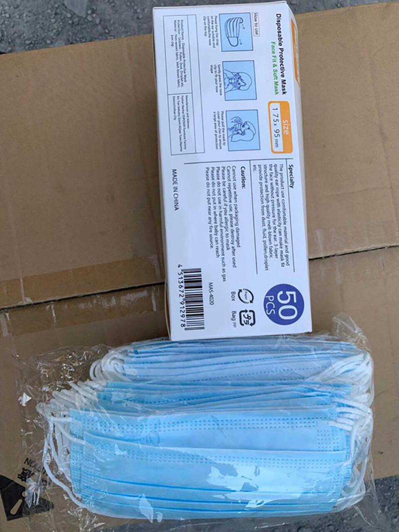 TP.HCM: Triệt phá kho hàng lớn bao gồm mỹ phẩm, nước hoa, khẩu trang, nghi nhập từ Trung Quốc - 2