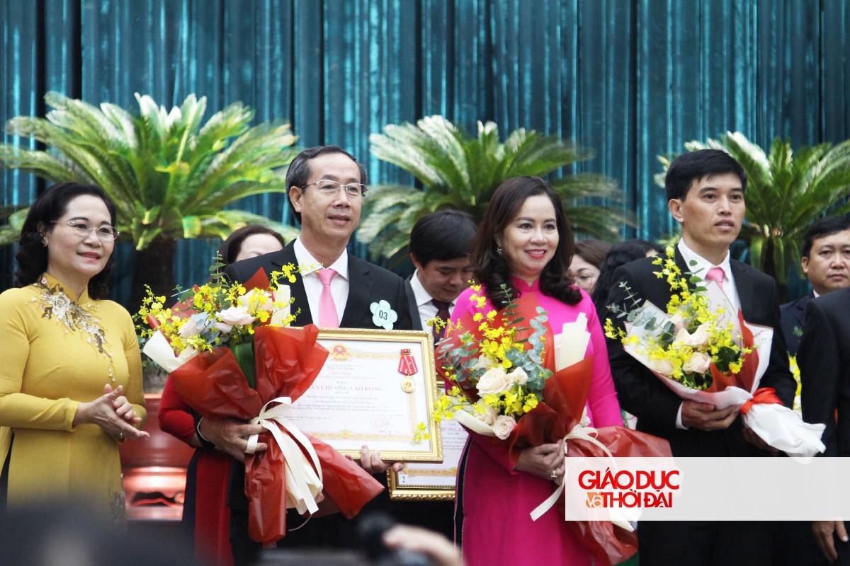 Thành phố Hồ Chí Minh: Khen thưởng 204 tấm gương tiêu biểu ngành Giáo dục năm 2020 - 1