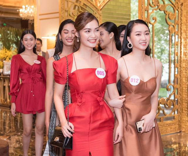 Hoa hậu Việt Nam 2020 hai miền Nam - Bắc hội tụ trước bán kết - 4