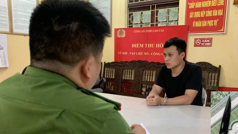 Lào Cai: Đối tượng đâm trọng thương hai chiến sĩ công an ra đầu thú - 1