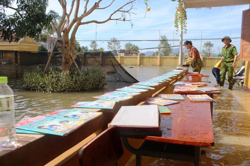 Hà Tĩnh: Trường học ổn định dạy học sau mưa lũ - 3