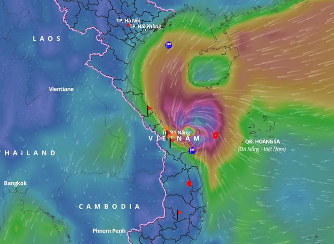 Tâm bão cách Đà Nẵng 115 km - 1