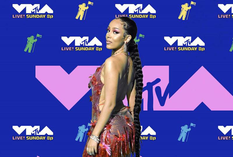 Những bộ cánh vô cùng sexy trên thảm đỏ Video Music Awards 2020 - 10